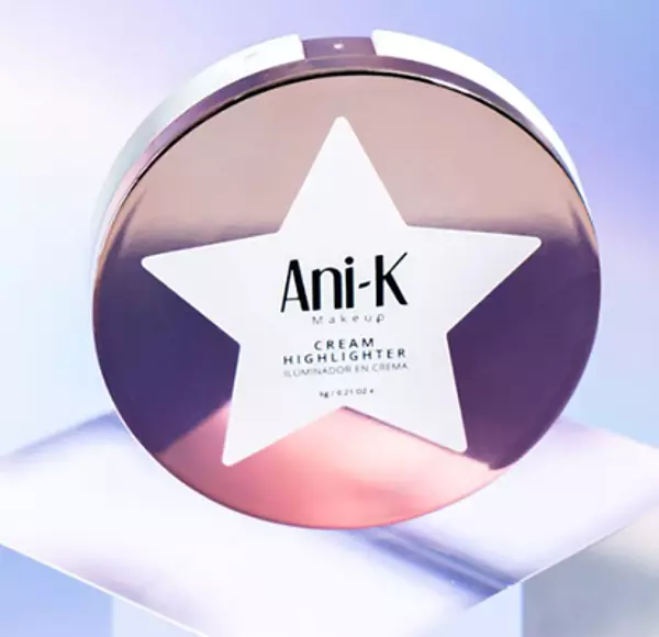 Iluminador En Crema Anik Dance Floor