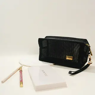 Cosmetiquera Negra En Malla Montoc