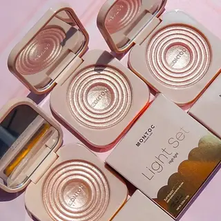 Iluminador Light Set Montoc